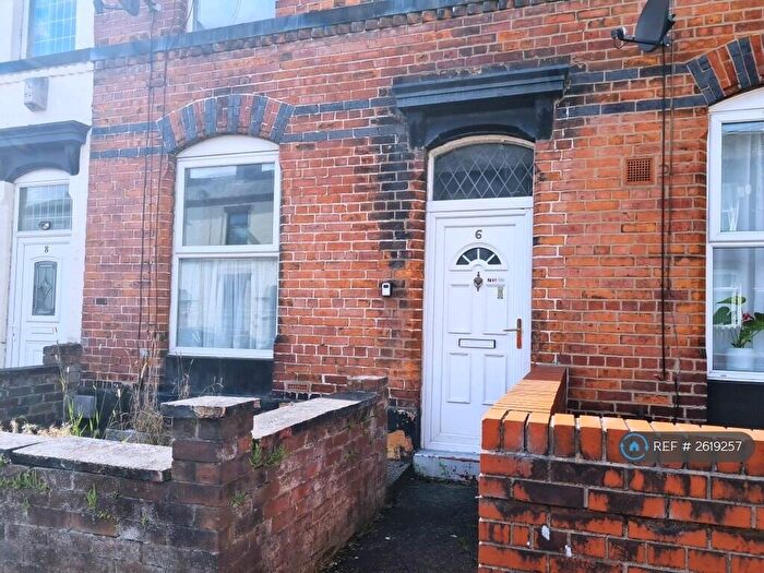 3 Bedroom Terraced House To Rent In Raven Street, Bury, BL9