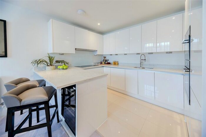 2 Bedroom Flat To Rent In Rainville Road, London, W6