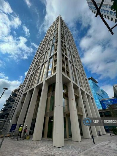 2 Bedroom Flat To Rent In Bouchon Point, London, E1