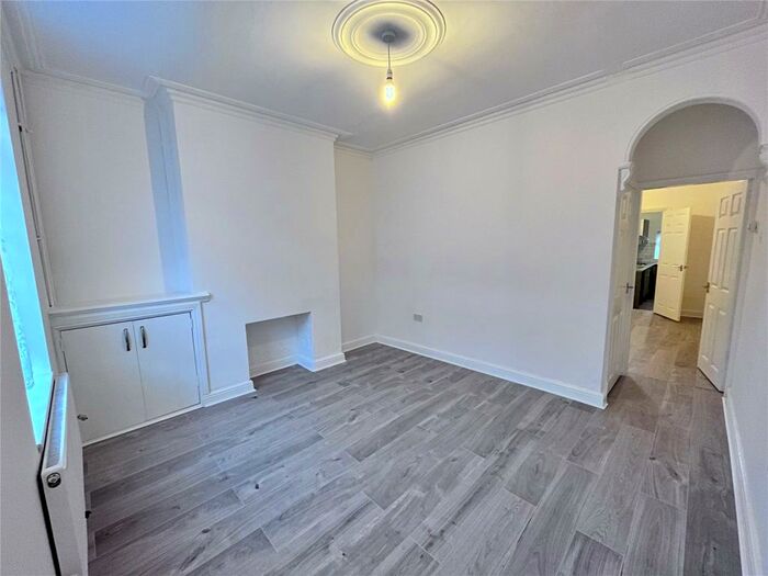 2 Bedroom Terraced House To Rent In Great Central Avenue, Doncaster, DN4