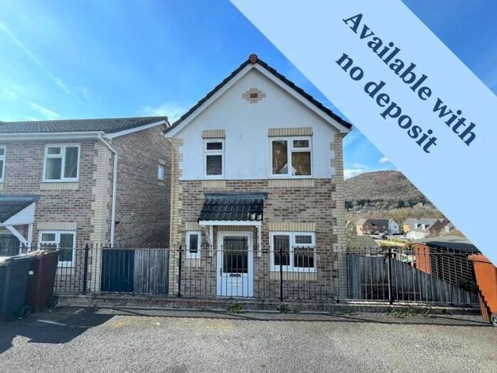 2 Bedroom Detached House To Rent In Bryn Morgrug, Alltwen, SA8