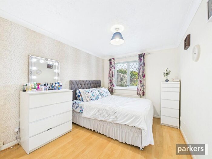 3 Bedroom Bungalow For Sale In Parsley Close, Earley, Reading, Berkshire, RG6