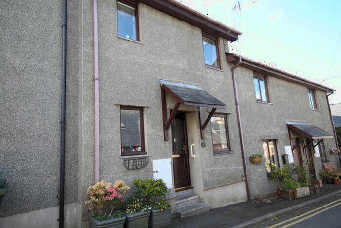 2 Bedroom Terraced House For Sale In The Old Garage Mill Street, Llwyngwril, LL37