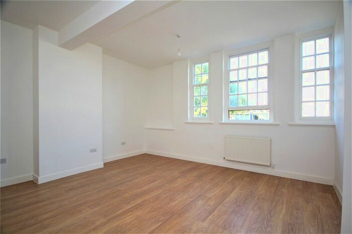 1 Bedroom Flat To Rent In Broadwater Street West, Worthing, West Sussex, BN14