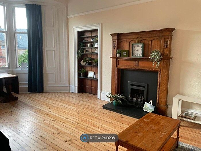 3 Bedroom Flat To Rent In Warrender Park Crescent, Edinburgh, EH9