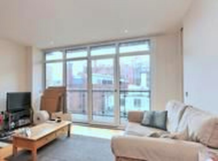 1 Bedroom Flat To Rent In Grosvenor Waterside, Chelsea, SW1W