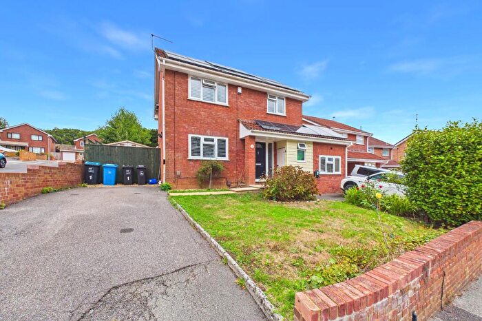 5 Bedroom Detached House For Sale In Buckthorn Close, Poole, Dorset, BH17