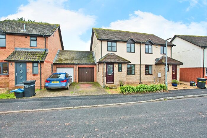 3 Bedroom Link Detached House For Sale In St. Peters Close, Ilton, Ilminster, TA19