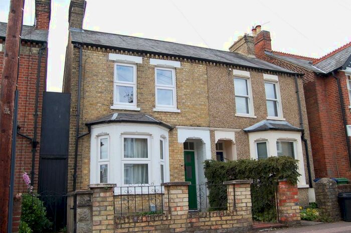4 Bedroom House To Rent In Essex Street, OX4