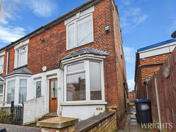 1 Bedroom Ground Maisonette To Rent In Alexandra Road, Hitchin, SG5