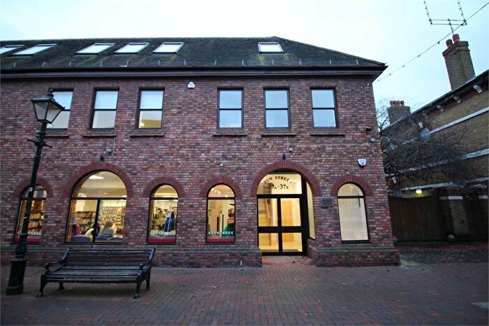 1 Bedroom Flat To Rent In Bridgman House, Sun Street, Waltham Abbey, EN9