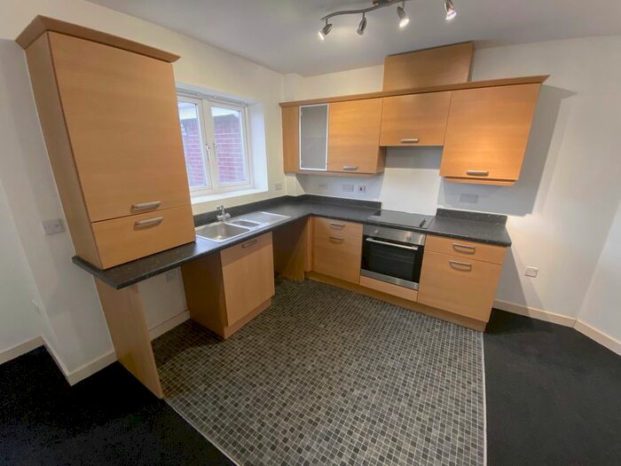 2 Bedroom Flat To Rent In Penn Street, Sutton-In-Ashfield NG17