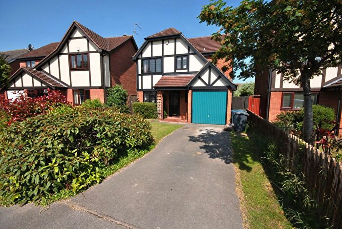 3 Bedroom Detached House To Rent In Acorn Bank, West Bridgford, Nottingham, Nottinghamshire, NG2
