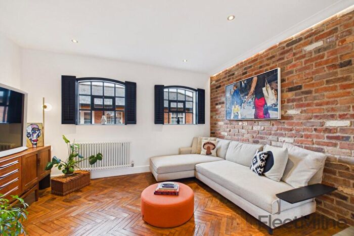 3 Bedroom Town House For Sale In Regent Parade, Birmingham, B1