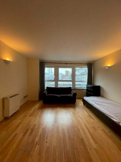 1 Bedroom Flat To Rent In Calderwood Street, London, SE18
