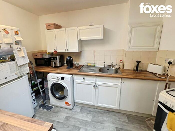 1 Bedroom Semi-Detached House To Rent In Flat, The Crescent, BH1