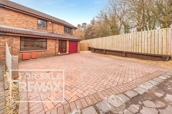 3 Bedroom Semi Detached House For Sale In Langton View, East Calder, EH53