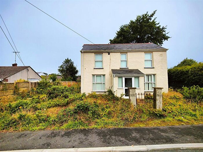 4 Bedroom Detached House For Sale In Dwrbach, Fishguard, SA65