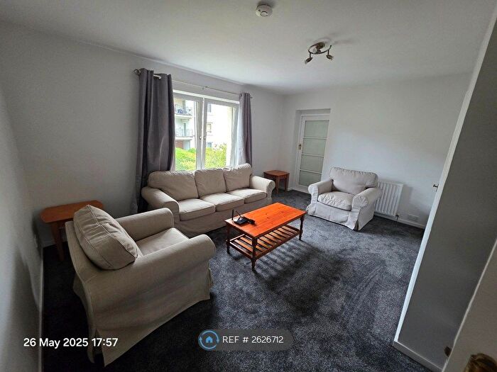 2 Bedroom Flat To Rent In Rankin Drive, Edinburgh, EH9