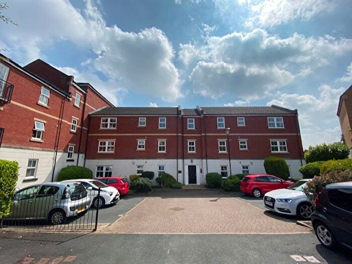 Studio To Rent In Mansion Gate Drive, Chapel Allerton, Leeds, LS7