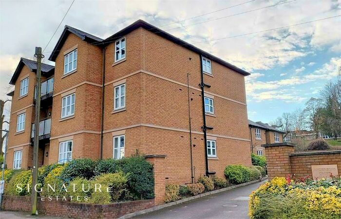 2 Bedroom Apartment To Rent In Andersons Croft, Cotterells, Hemel Hempstead, HP1
