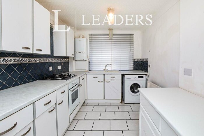 2 Bedroom Apartment To Rent In Barley Close, DE21
