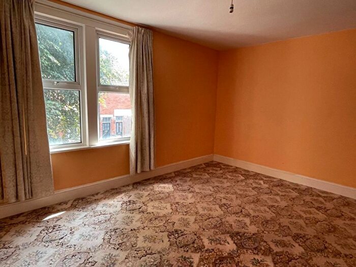 3 Bedroom Terraced House For Sale In Ashley Avenue, Burnham-On-Sea, TA8