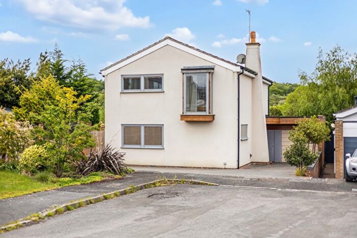 4 Bedroom Flat To Rent In Clover Close, Oxford, OX2
