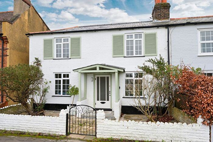 3 Bedroom Semi Detached House For Sale In Weston Green, Thames Ditton, Surrey, KT7