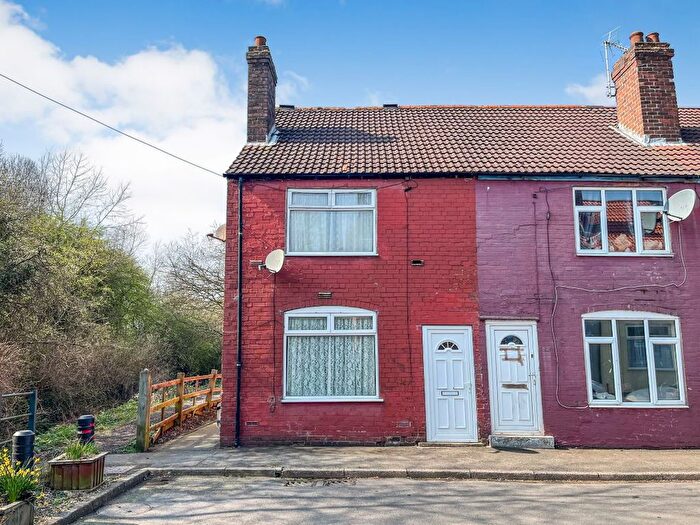3 Bedroom End Of Terrace House For Sale In Scarsdale Street Bolsover, Chesterfield, Derbyshire, S44