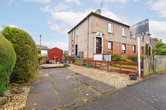 2 Bedroom Flat For Sale In Cardross Avenue, Broxburn, EH52