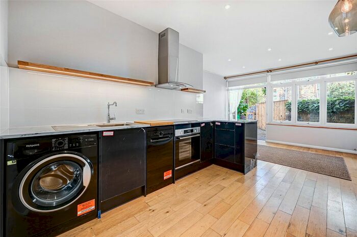 2 Bedroom Terraced House To Rent In Garden Row, London, SE1