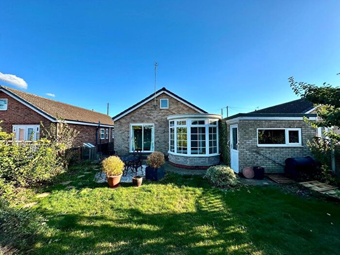 2 Bedroom Bungalow To Rent In Gloucester Road, Willerby, Hull, East Yorkshire, HU10