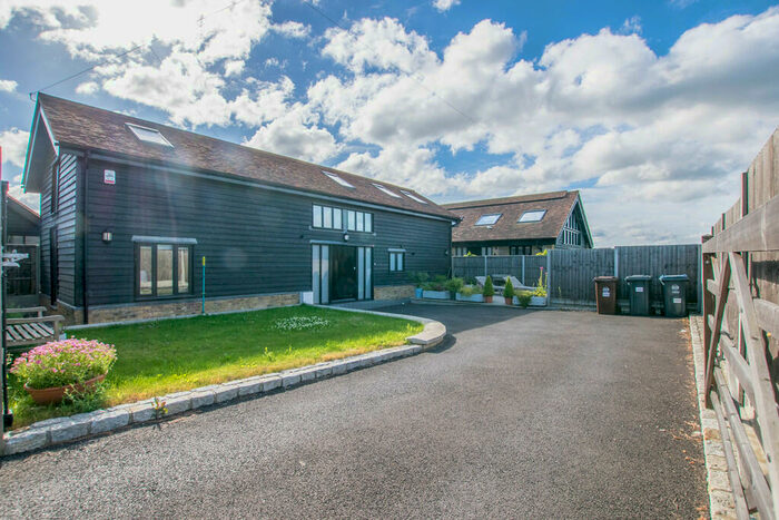 3 Bedroom Barn Conversion To Rent In Hailey Lane, Hertford, SG13