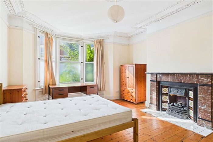 5 Bedroom Property To Rent In Ripon Gardens, Newcastle Upon Tyne, NE2