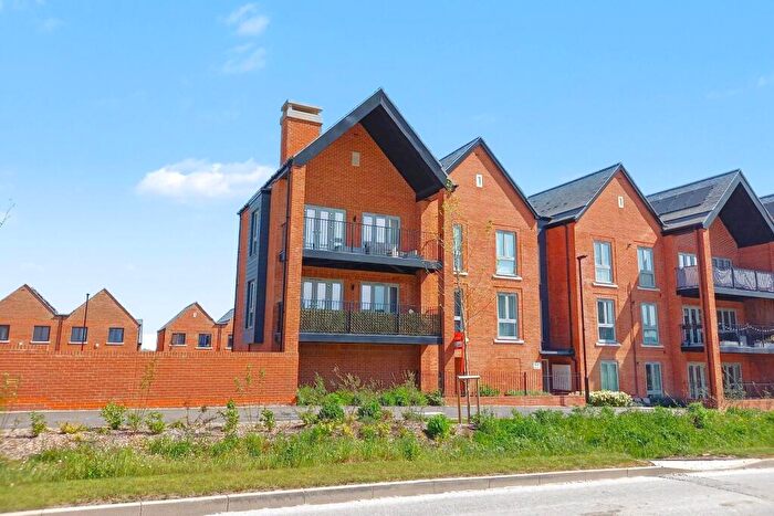 2 Bedroom Flat For Sale In Kings Barton, SO22