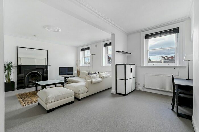2 Bedroom Flat To Rent In Queens Gate Terrace, South Kensington, SW7
