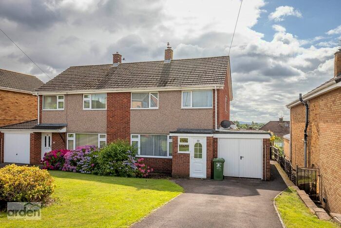 3 Bedroom Semi-Detached House To Rent In Templeway West, Lydney, GL15