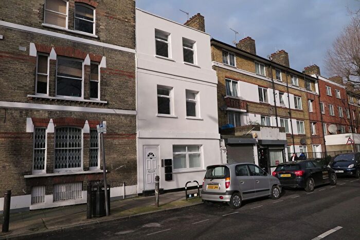 1 Bedroom Flat To Rent In Southwark Park Road, Bermondsey, SE16