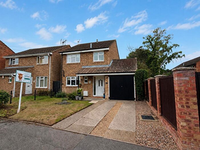 3 Bedroom Property For Sale In Tall Trees Close, Kingswood, Maidstone, ME17