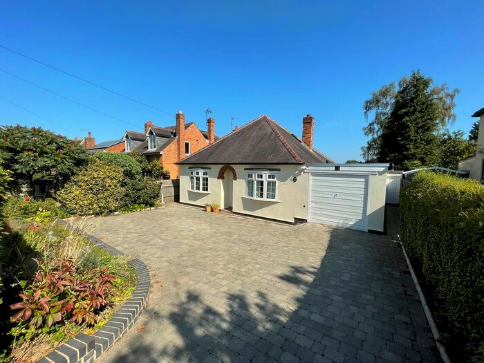 2 Bedroom Detached Bungalow For Sale In Thurlaston Lane, Croft, Leicester, LE9