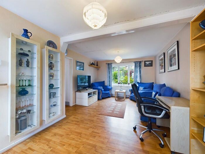 3 Bedroom Terraced House For Sale In Eastern Avenue South, Kingsthorpe, Northampton, NN2