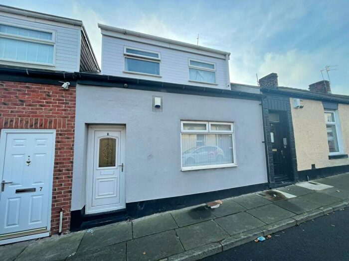 3 Bedroom Cottage For Sale In Tower Street, Sunderland, SR2