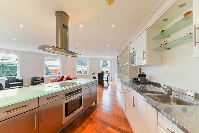 2 Bedroom Flat To Rent In Harlequin Court, Tavistock Street, Covent Garden, WC2E
