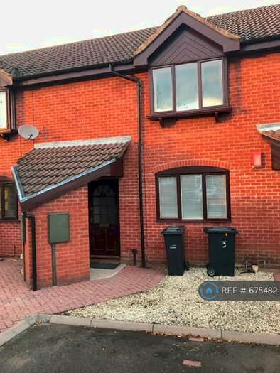 1 Bedroom Flat To Rent In Thorns Avenue, Brierley Hill, DY5
