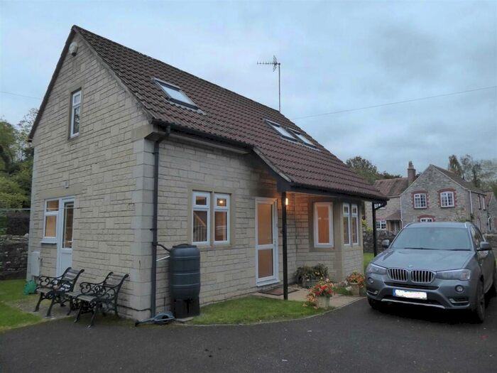 2 Bedroom Cottage To Rent In Gloucester Road, Thornbury, BS35