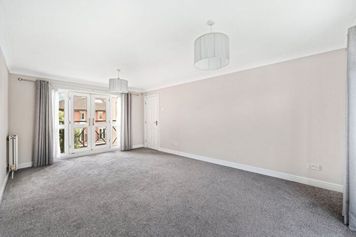 2 Bedroom Flat To Rent In Monet House, Corney Reach, W4