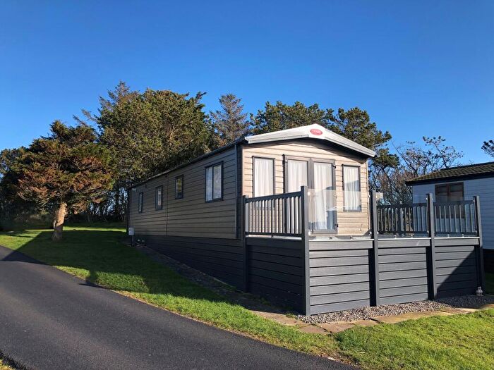 2 Bedroom Detached House For Sale In Queensberry Bay Caravan Park, Cummertrees, Annan, Dumfries And Galloway, DG12