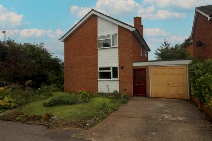 4 Bedroom Detached House To Rent In Manor Close, Ickleford, SG5