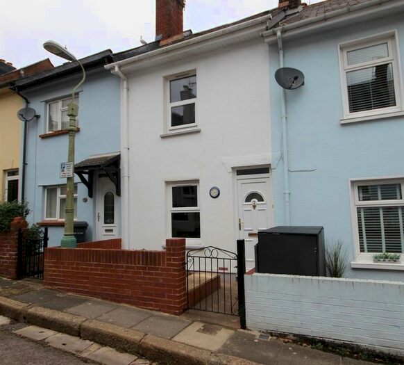 3 Bedroom Terraced House To Rent In Oakfield Street, Heavitree, Exeter, EX1
